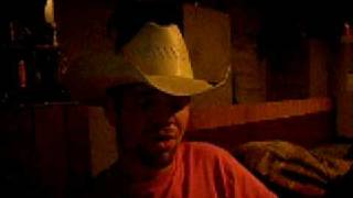 The Bottle, Trent Tomlinson lip sync