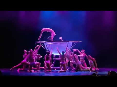 Star Artistin Katrina Asfardi – Visuelle Magische Momente - by La Piazza X-MAS Show Hamburg