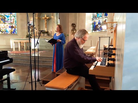 Det är en ros utsprungen x3