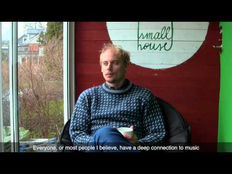 Niklas Wennström talking about Subsaharkestra