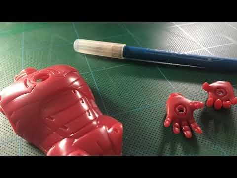 Iron Man Mark III scale model build from Moebius