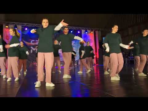 Just Us Olomouc - HEZKY OD L-ESA! ( Dospělí Crew) CDO region 2022