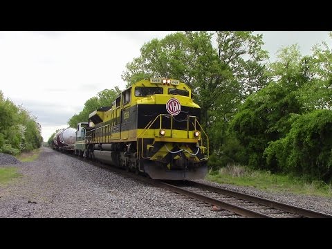 High & Wide on the Trenton Sub: Chasing NS 1069 leading X999/052 to Morrisville