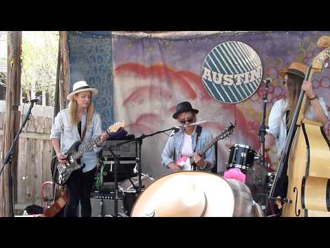 Baskery - Throw a bone - live @ Austin, TX - 16.03.2014