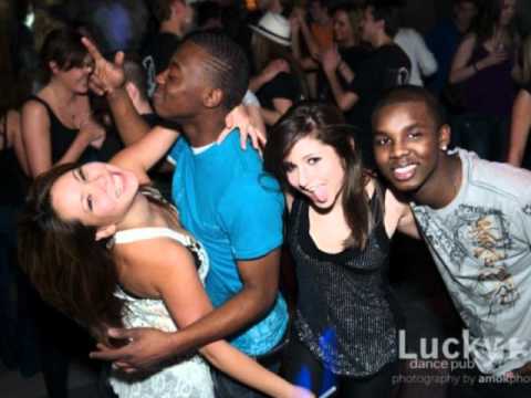 Erick Rush - 03 Excuse me Feat. Makahil (Prod. Lasfeld) - Hello World Mixtape