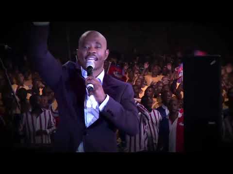 APOSTLE SIMON MOKOENA - JEHOVA MODIMO (LIVE AT DURBAN ICC)