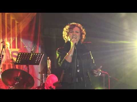 Petra Janů ♥ Už nejsem volná ~ Krnovské Hudební slavnosti 2011