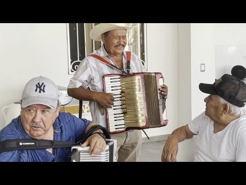ME VISITÓ JUAN VILLARREAL DE LOS CACHORROS, CANTÉ LOS BESOS DE MI NEGRA - CATARINO LEOS