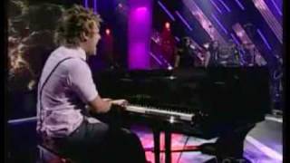 Theo Tams - Canadian Idol Top 20 - Collide - encore performance