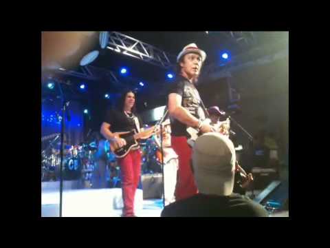 Sarau du Brown - Armandinho, Pepeu Gomes, Luiz Caldas e Durval Lelys [30.01.01]