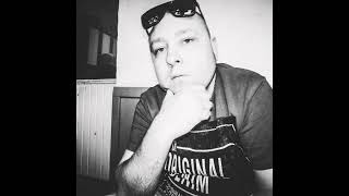 � �� ���-��