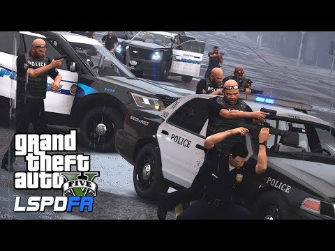 GTA 5 - LSPDFR Police Mod Cops Patrol RAINY DAY SHOOTOUT! Episode #214 (Live Stream)