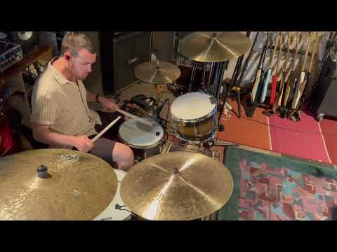 Large Diril Cymbals - Diril Cymbals Europe - Performance by Camille Belin