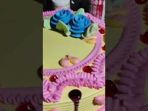 two kg pineapple butter cream cake simple design cake 🎂🎂🎂🎂