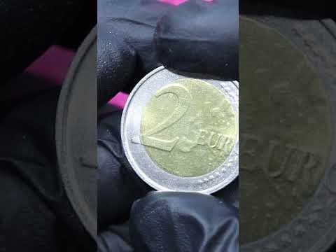 I found a Fake 2 Euro Coin