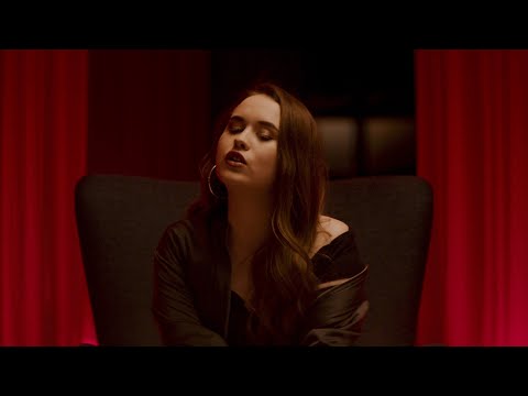 xtra basic & Emily J - Hold Me Close (Official Music Video) [EESTI LAUL 2019]