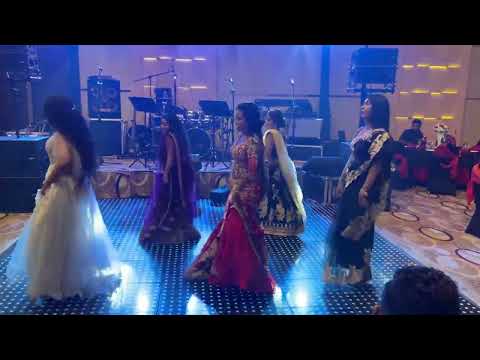 Wedding surprise dance