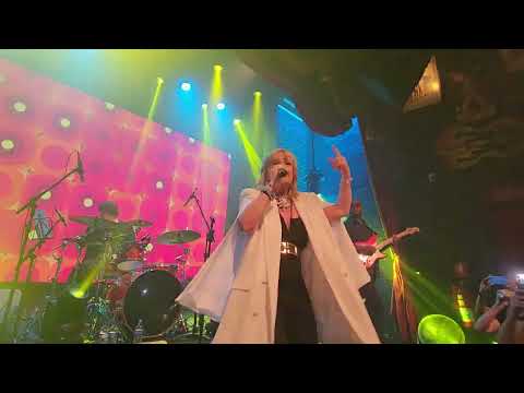 Nicki French - Heaven is a Place on Earth (Live in Brasíl, Goiânia, 16/08/2025 @ Bolshoi Pub)