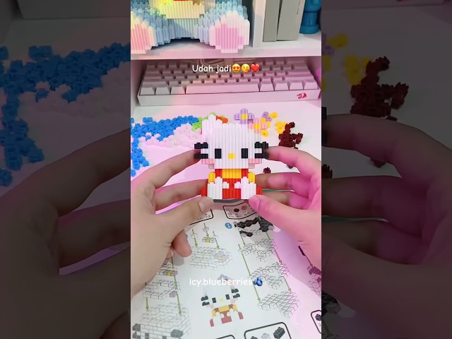 Vídeo relacionado con nanoblock Sanrio Pom Pom Purin Modelo NBCC182 - Rompecabezas de bloques de construcción para adultos y niños | Kits de modelo de plástico con mini ladrillos son un gran regalo Sanrio para niños, niñas