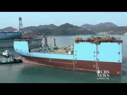 Construction of the world's largest ship! - CBS News