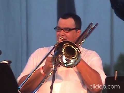 Abandonada fue - Ismael Miranda en vivo desde 24 día Nacional de la Salsa 2007