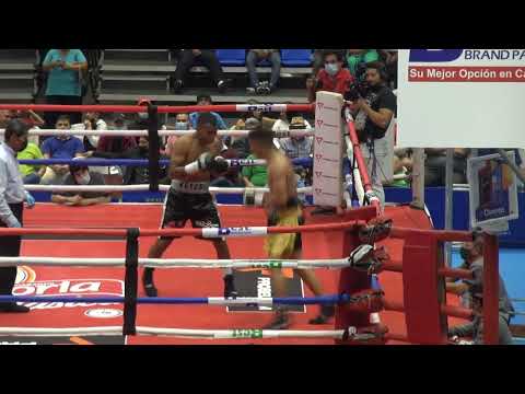 Santos Reyes Vs Robin Zamora - Bufalo Boxing Promotions / Probellum