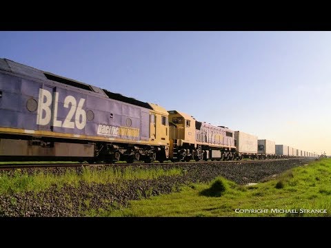 7904V Pacific National Mildura Containers - PoathTV Australian Trains & Railways