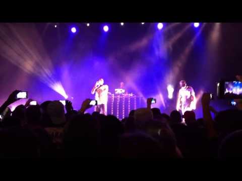 Dry Feat.Maître Gims - Ma Mélodie (Concert Lausanne 20.10.2012 )