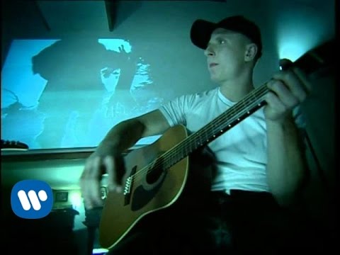 KABÁT - Na sever [official video]