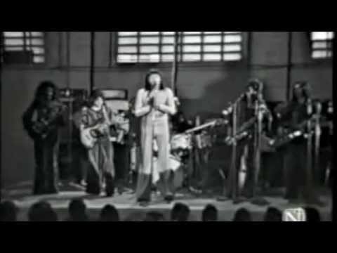 El Amor Como El Viento Que Un Día Se Va, Tony Ronald