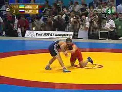 Murtazaliev claims gold against Aldatov
