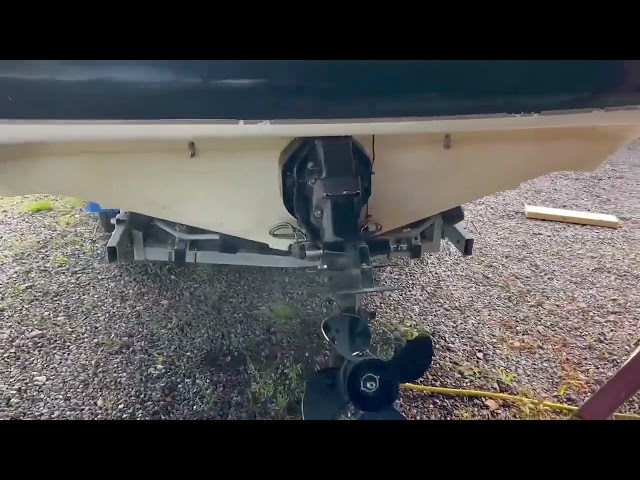 1072113 Maxum 2100 SC Daycrusier 2001 V8 Mercury 5.7