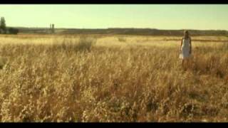 &quot;Videoclip -No oficial- EL UNIVERSO SOBRE MI, de AMARAL&quot;