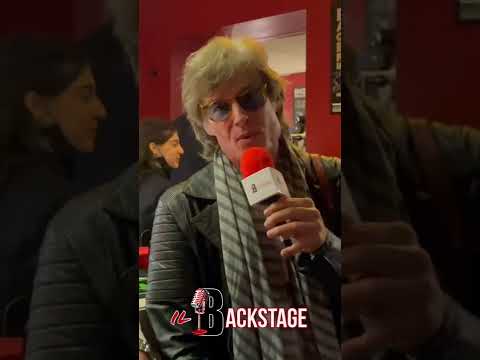 Ronn Moss sings italian song during our interview #Shorts