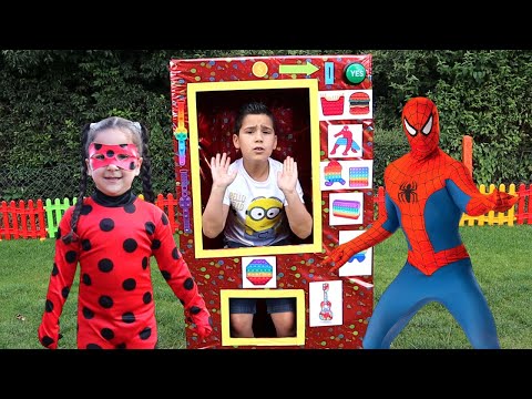 الشرطي دخل غزل السجن106!!! #ألعاب​ #سيارات​ #شرطة​ #أطفال​ #بيبي​ #بنات​ #اغاني​ #للأطفال​