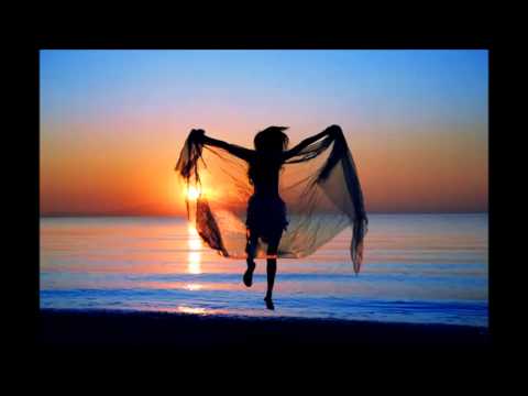 Stromae vs  Awolnation - Sail On Danse (MashMike)