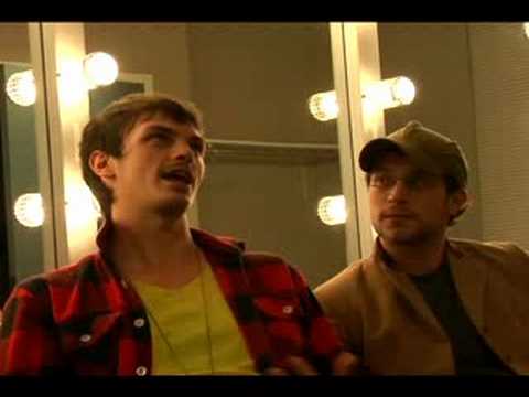 Kay Kay and his Weathered Underground-Trailer