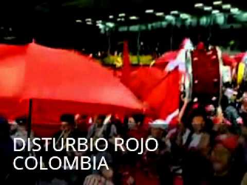 "DISTURBIO ROJO COLOMBIA" Barra: Disturbio Rojo Bogotá &bull; Club: América de Cáli