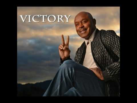 ( Victory )  Tony Lindsay