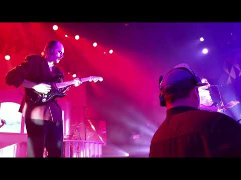 Hugorm - De Voksne Sprækker (Live fra Vega 2022-12-28)