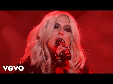 Phantogram - You Don’t Get Me High Anymore (Live On The Tonight Show Starring Jimmy Fallon)