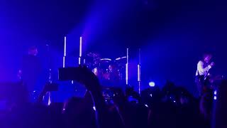 5 Seconds Of Summer - Moving Along(Live at Zepp Osaka Bayside )