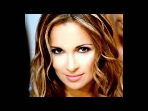 Hélène Segara : Loin du froid de Décembre ( Chanson du film Anastasia )