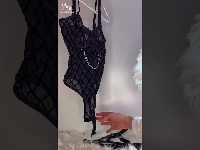 بودي سوت اسود