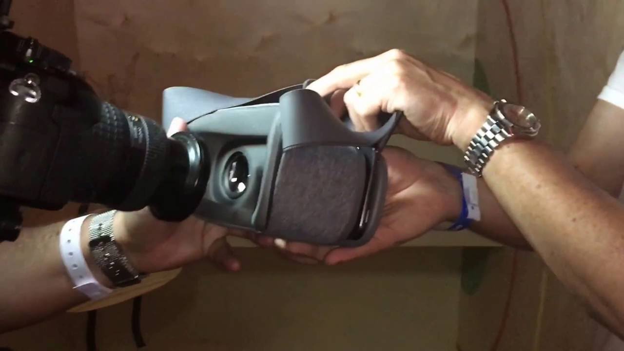 Очки виртуальной реальности Google Daydream View, черные