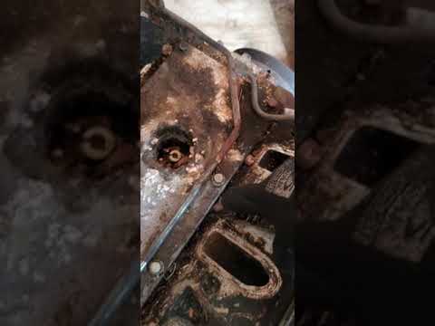 Silverado Vortec 5300 coolant steam tube 2000 vs 2003
