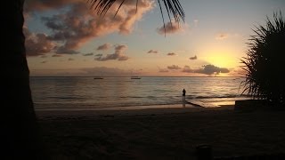 preview picture of video 'Sunrise and Low Tide in Zanzibar'