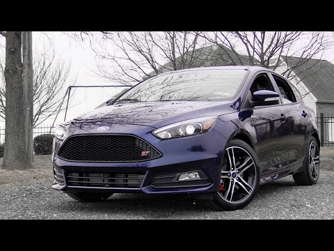 2017 Ford Focus ST: Review