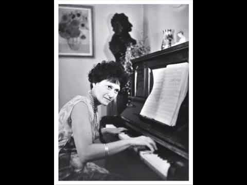 Carmen Petra Basacopol - Suite for flute and piano
