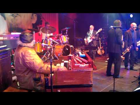 Jazz in Duketown 2011: The Auratones ft. Thijs & Berenicevan Leer